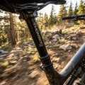 Thomson Elite Patentsattelstütze schwarz. Hochwertiges 7000er Flugzeugaluminium für Mountainbike und Rennrad. Robust, präzise.