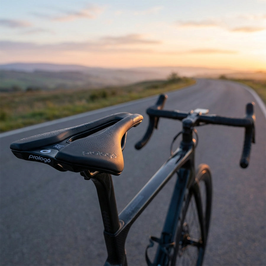Prologo Scratch M5 PAS Fahrradsattel 140 mm Schwarz. Ergonomischer Rennradsattel für Komfort und Performance.
