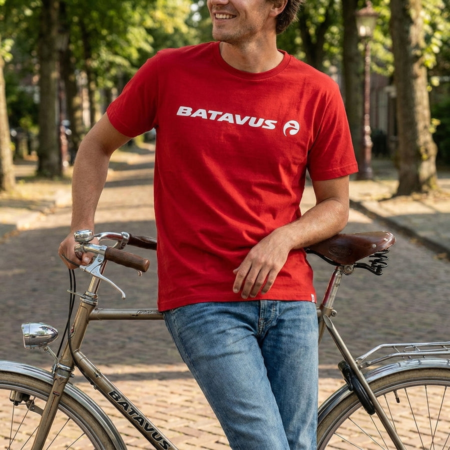 Rotes Batavus Promoshirt T-Shirt aus Baumwoll-Jersey mit Logo. Unisex, Gr XXXL. Komfortable Freizeitkleidung für Fans.