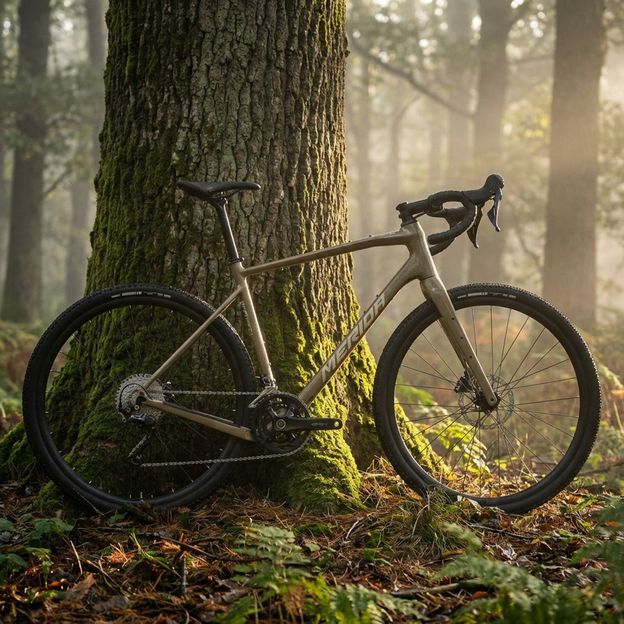 Merida Silex 400 Gravelbike in Braun Oak Bark Größe L für Bikepacking und Gelände.
