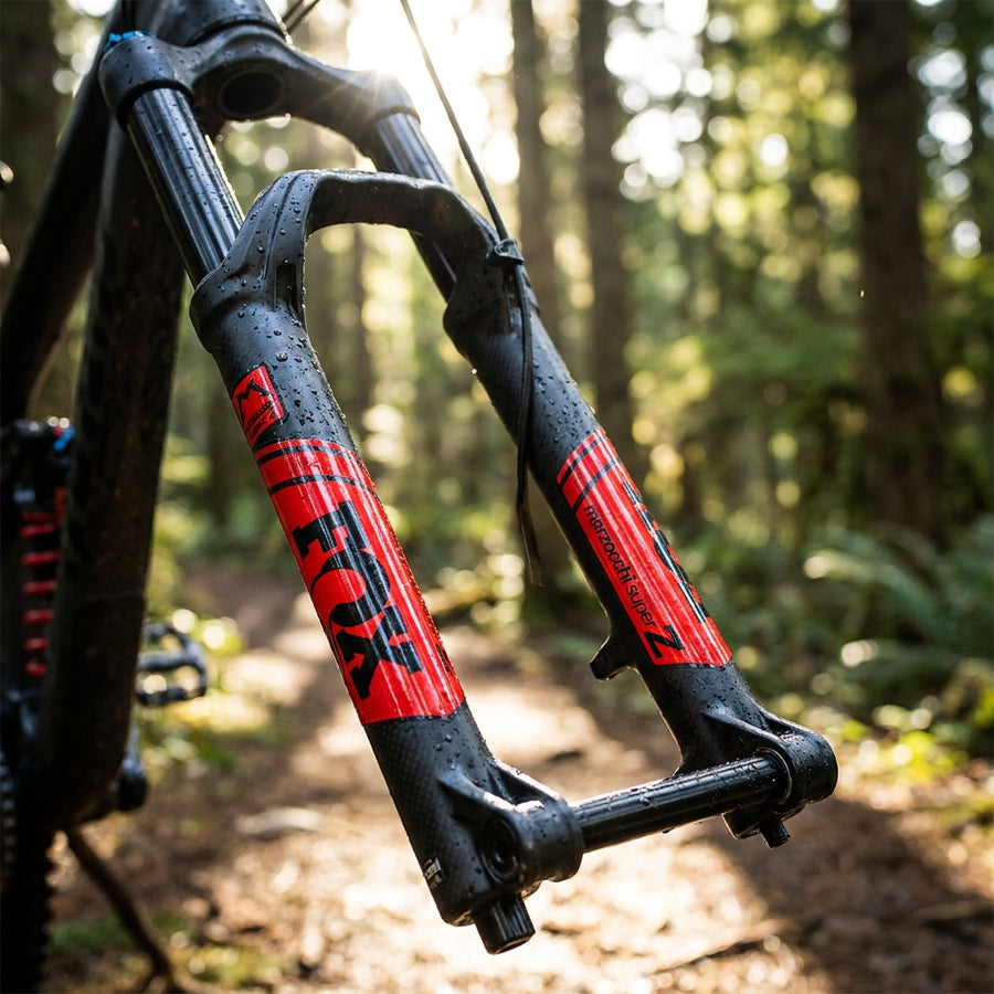 FOX Decal Kit Marzocchi Super Z Gloss Red für Federgabel. Schutz & Style für dein Mountainbike. Hochwertige Aufkleber.