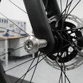 SRAM Flat Mount Bremssattel Schrauben aus Edelstahl, 17mm. Sichere Befestigung für Rennrad, Gravel & CX Scheibenbremsen.