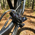 SRAM Bremssattel Hardware Upgrade Kit Rainbow für G2 ULT/RSC. Edles MTB Tuningteil für Custom Bikes. Präzise Funktion.