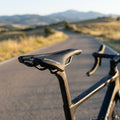 Prologo Akero R Fahrradsattel 160mm Schwarz. Komfortabler Road/Allroad Sattel für lange Touren mit Active Base System.