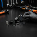 FOX Service Set 34 Grip Remote Topcap Assy für präzise Wartung deiner FOX 34 Federgabel. Optimale Performance und Langlebigkeit.