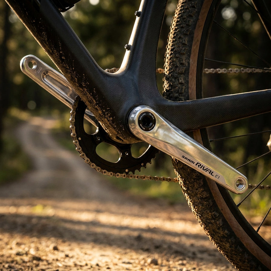 SRAM Quarq Rival E1 Kurbelgarnitur 165 mm 46-33T. Präzise Leistungsmessung für Rennrad und Gravel Training.
