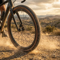 Michelin Power Gravel Reifen: Faltbarer Gravelbike-Reifen in Schwarz/Braun. Exzellenter Grip für Schotter und Offroad-Abenteuer. Top-Performance.