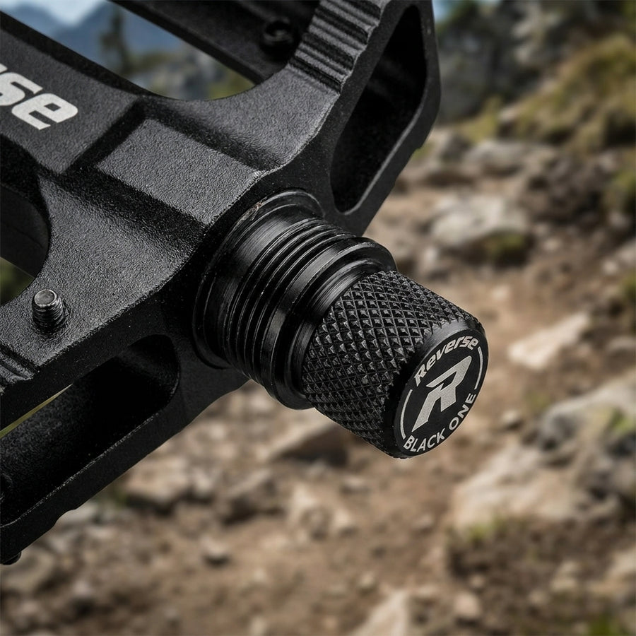 Reverse Pedalmutter Black ONE Pedal ab 05/2016. Präzises Ersatzteil für sichere, langlebige MTB-Pedale. Maximiere Haltbarkeit.