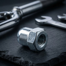 Fix Nippel Hutmutter VR, FG 7,9 mm, 6-kant, silber, 10er Pack  Hochwertige, silberne Hutmuttern für Vorderradachsen mit 7,9 mm Durchmesser, ideal für Fahrräder