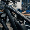 Bosch PowerMore Kabel 150mm mit abgewandter Kabelführung für E-Bike Akkusysteme zur sicheren Stromverbindung.