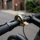 Knog Fahrradklingel Oi Classic groß 23.8 - 31.8mm sand braun matt