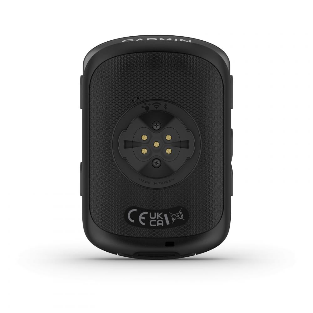 Rückseite des Garmin Edge 840 Fahrradcomputers mit Ladekontakten und "Made in Taiwan" Aufschrift.