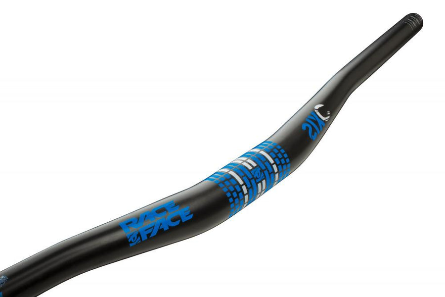 Race Face SixC DH Riser Lenker, 31.8, 785x19mm, blau/schwarz - maximale Kontrolle im Downhill