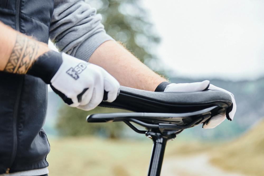 ERGOWAVE SQlab 611 Infinergy® ERGOWAVE®® active 2.1 ClipOn 17cm 57250 - Sattel - MTB Sattel