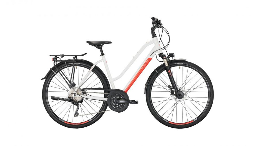 VICTORIA Trekkingrad "Trekking 8.6" Mod. 22, Trapez, 28", bianco white, 3x10-Gang SHIMANO "Deore" , 46cmnnMit neuer Farbe und Design geht das beliebte 3x10 SHIMANO Deore Trekkingrad in die neue Saison.