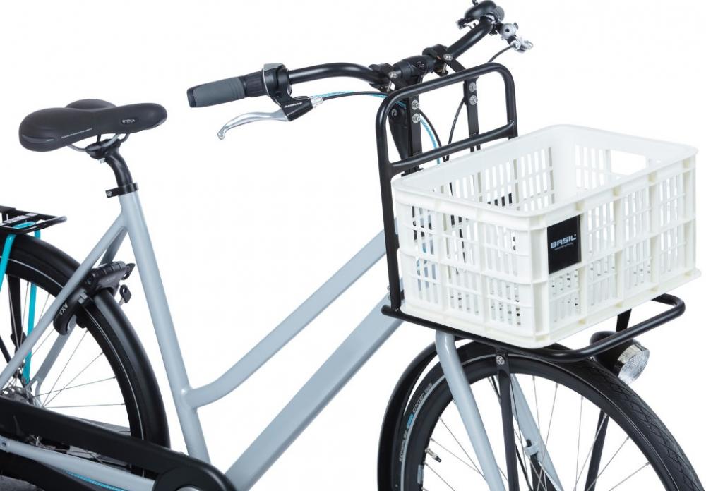 Basil Transportkorb Crate S 17 - 5 Liter Weiß - robuster Fahrradkorb aus 95 % recyceltem Kunststoff wetterfest & ideal für Einkäufe oder Schulranzen - Fahrradkorb