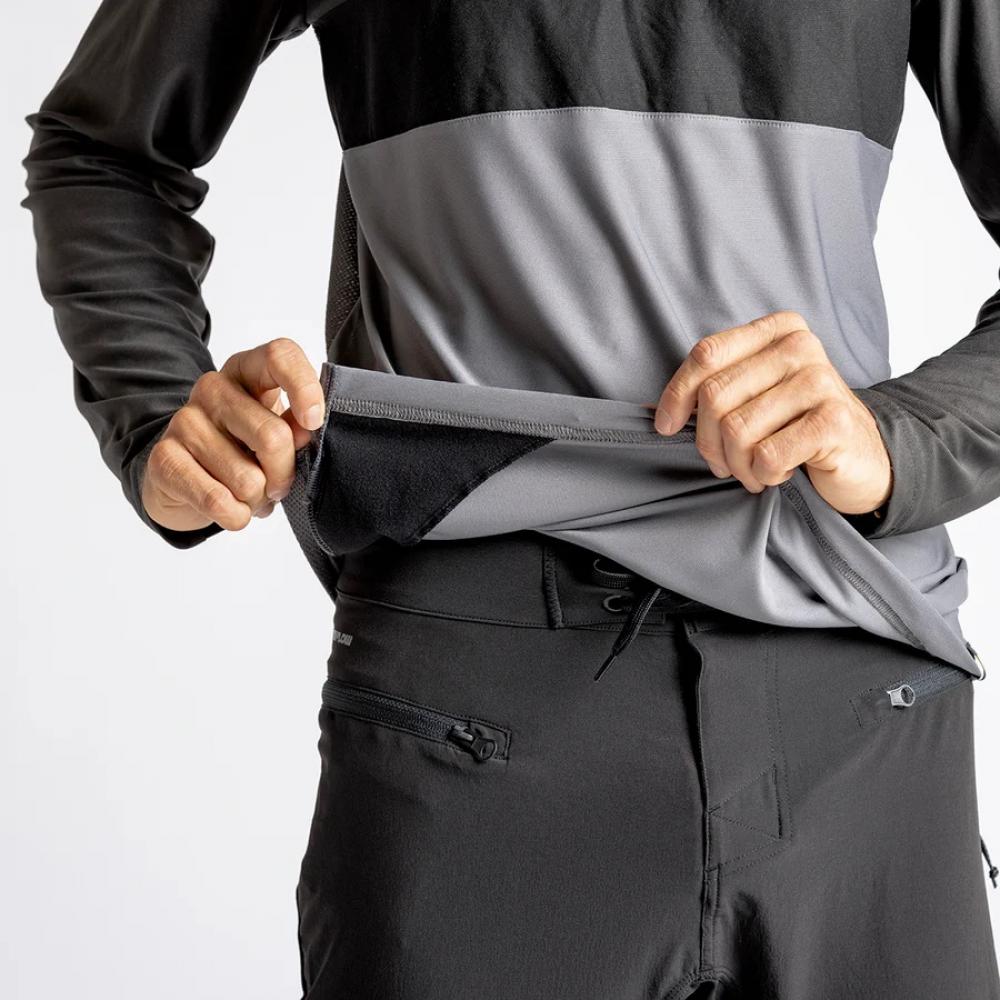 IXS Sports Division iXS Flow XTG Long Sleeve Henley L Graphite-Black - atmungsaktives Bike-Henley