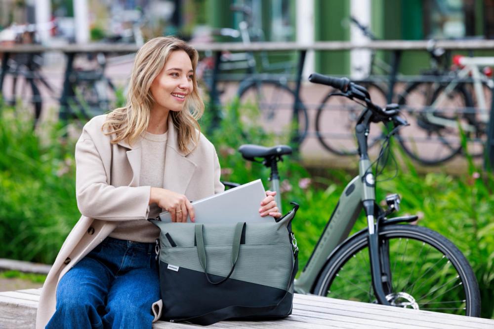 New Looxs Radtasche Osolo Tendo Black/Green 15 Zoll Black - multifunktionale Fahrradtasche