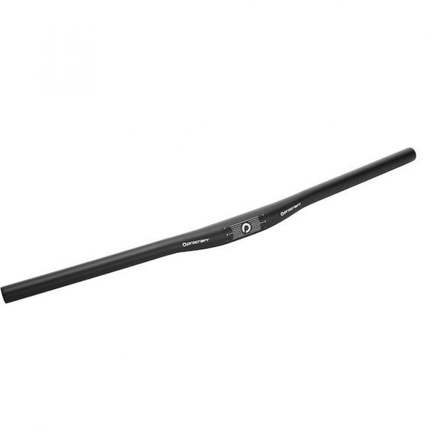 Schwarzer Procraft Lenker Flat Pro aus Aluminium, 660 mm Breite, 31,8 mm Klemmung und 8° Backsweep.