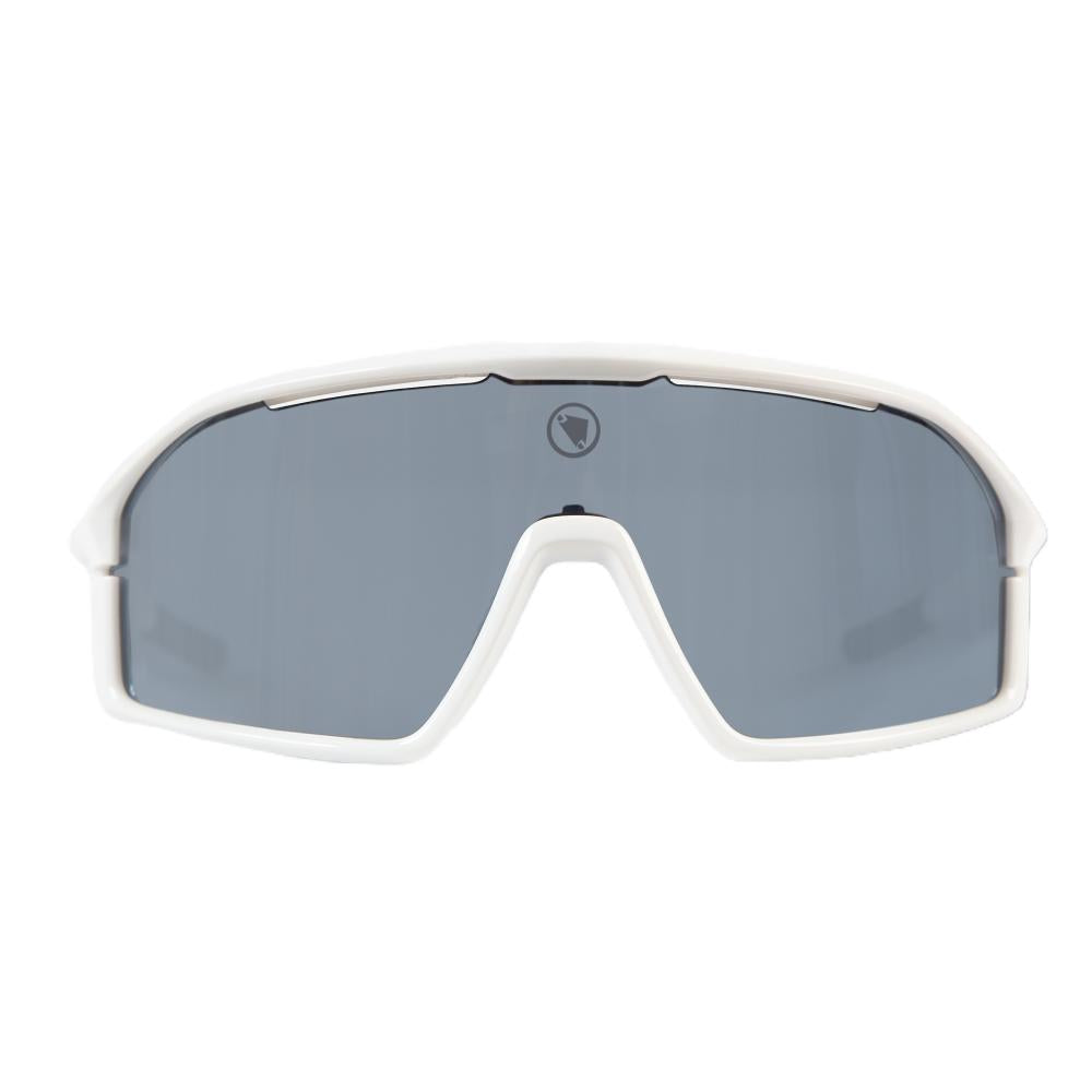 Endura Gabbro II Brille weiß One Size - leichte Sportbrille mit UV-Schutz, kratzfesten Gläsern, komfortabler Passform und klarer Sicht beim Radfahren