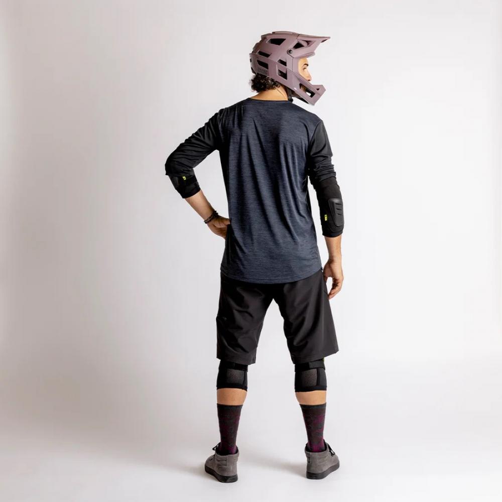 IXS Sports Division iXS Carve Evo Shorts XXL black - flexible MTB-Shorts mit X-Stretch