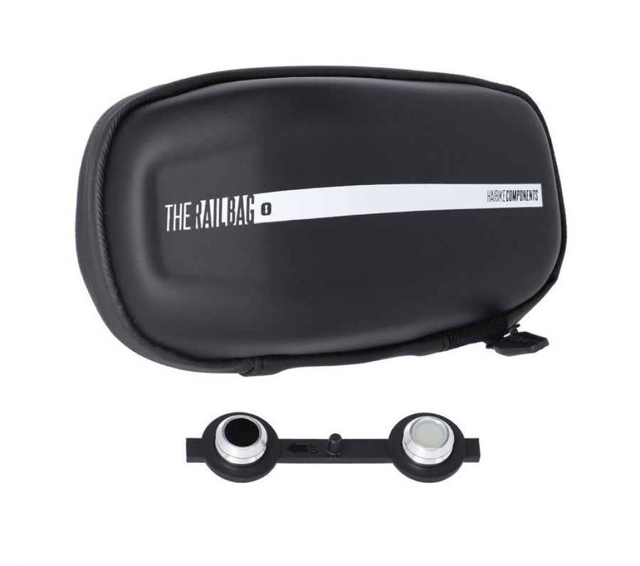Schwarzes MRS TheRailbag S Tasche-Set mit Adapter und FidLock Rail für Fahrräder.