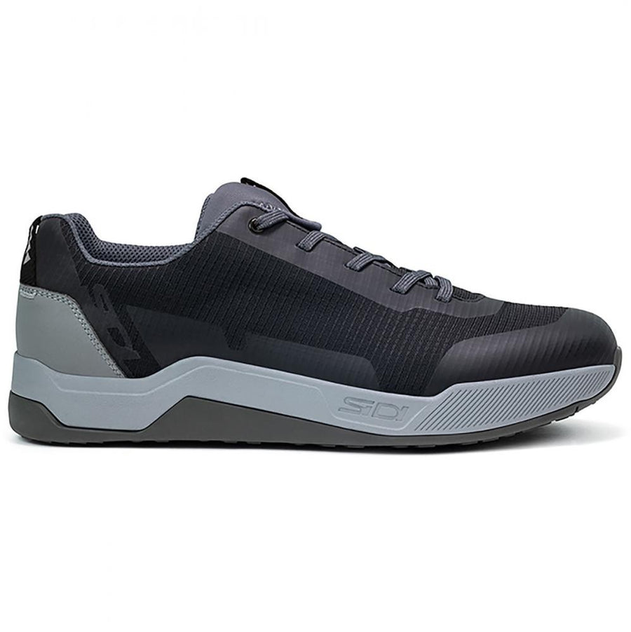 Sidi MTB Motus Schuhe - All-Terrain MTB-Schuhe mit MI²-Gummisohle, Millenium Fit, Schnürsystem & Reflektoren, Schwarz, Gr. 46