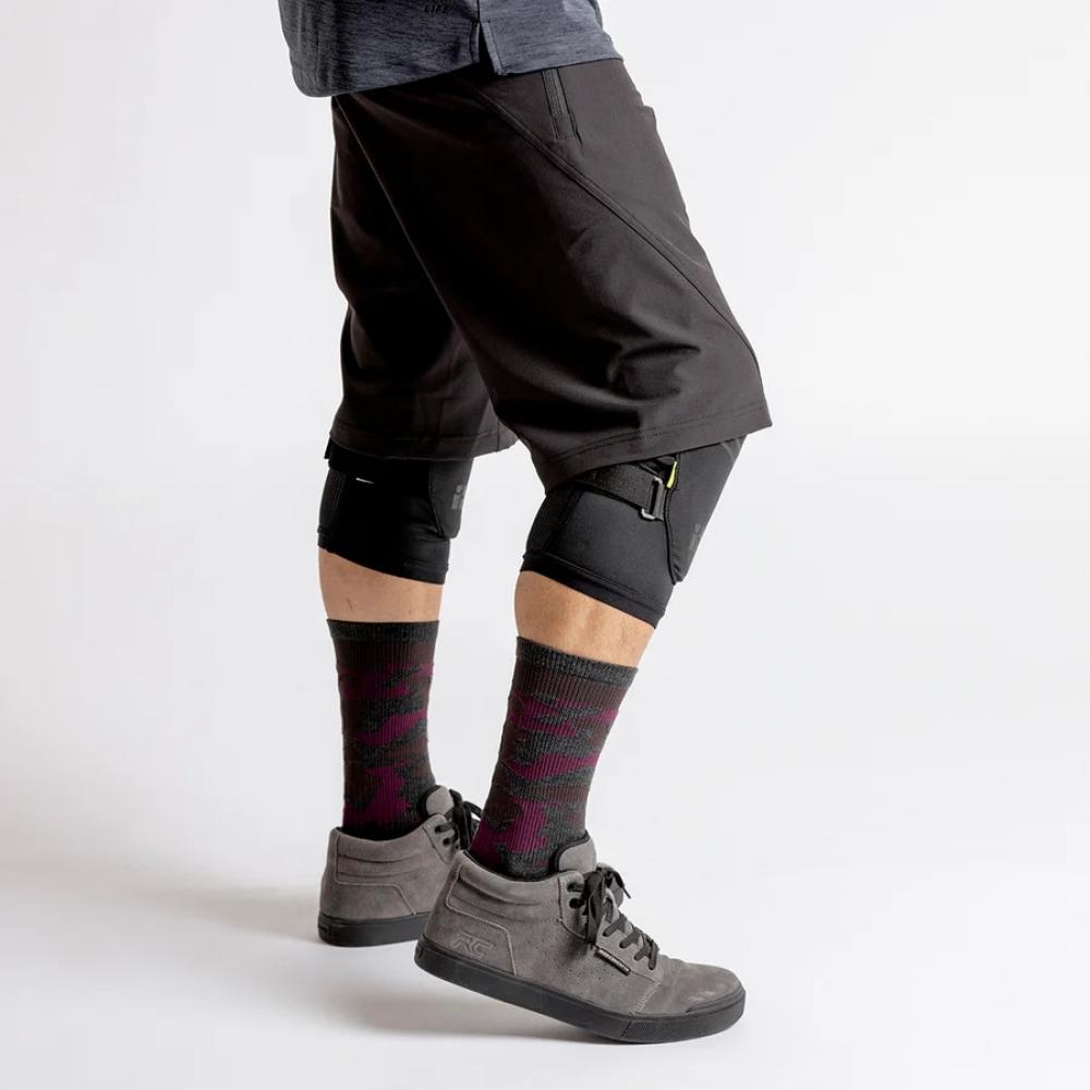 IXS Sports Division iXS Carve Evo Shorts XXL black - flexible MTB-Shorts mit X-Stretch