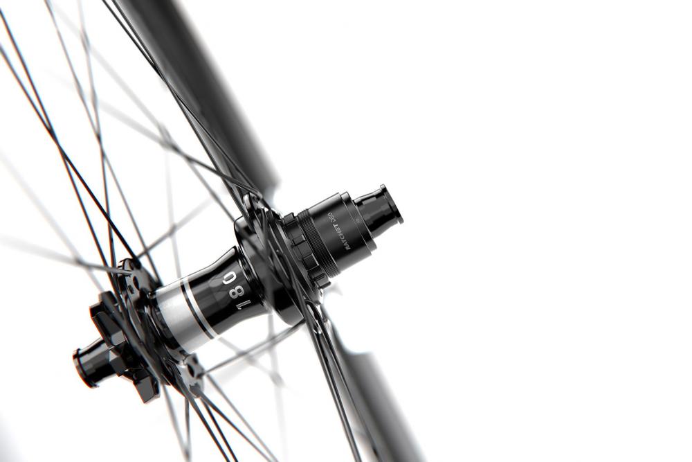 DT Swiss Laufrad EXC 1200 Classic 29" 622 x 30 mm Schwarz - leichtes Enduro-Carbonrad