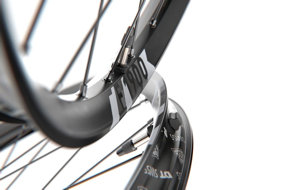 DT Swiss Laufrad F1900 Classic 29" 30 622 x 30 mm Schwarz - robustes MTB-Frontlaufrad