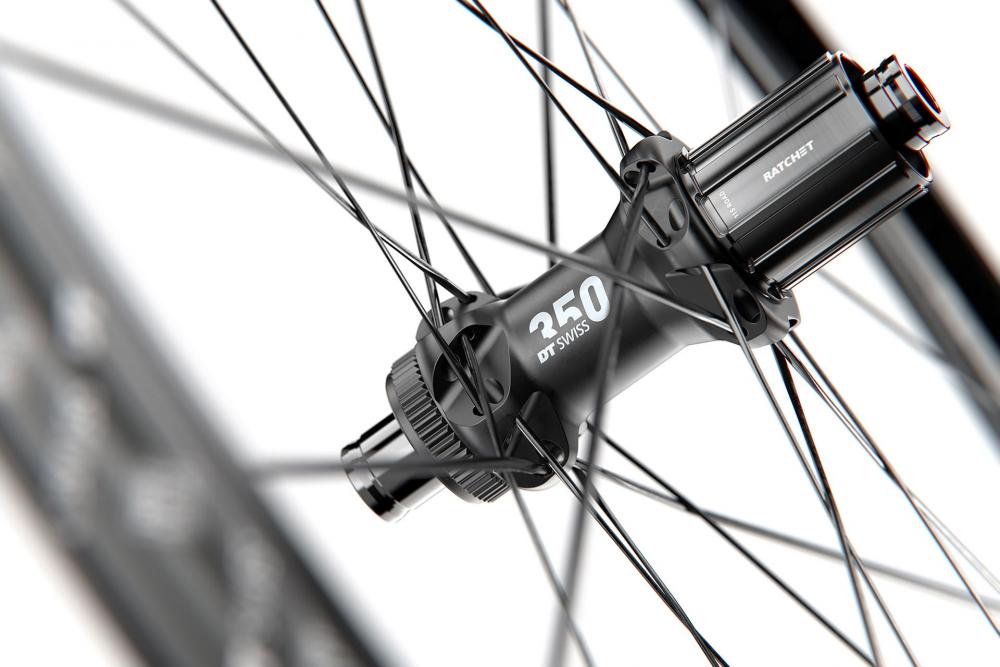 DT Swiss Laufrad ER 1600 SPLINE 29" 622 x 20 mm Schwarz - leichtes Endurance-Disc-Laufrad