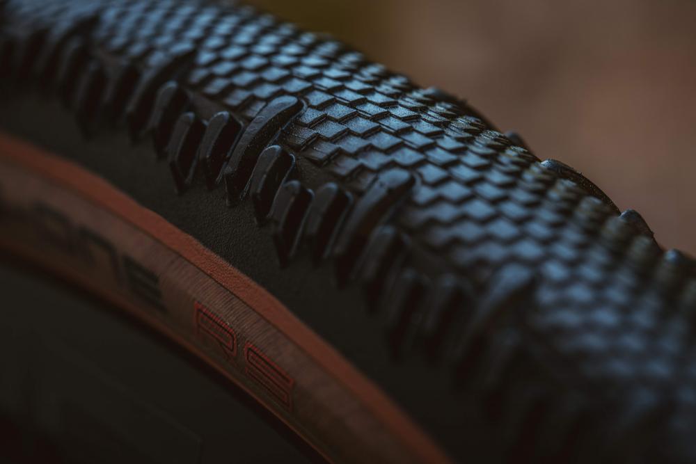Reifen Schwalbe 35-622 G-One RS PRO s/transparent SuperRace TLR Addix Race faltbar