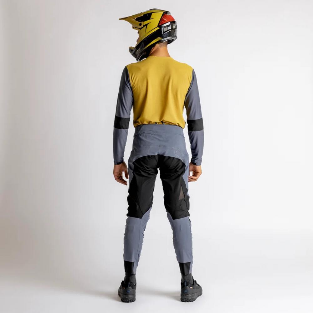 IXS Sports Division iXS Trigger EVO Pants XL charcoal - renntaugliche MTB-Hose für aggressive Abfahrten