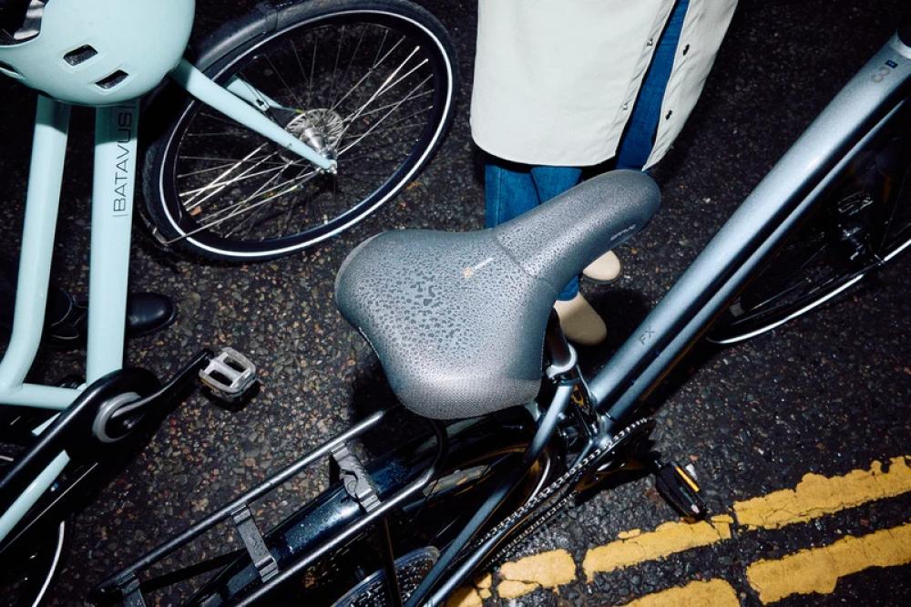 Selle Royal Fahrradsattel Brave Moderate Unisex Stracciatella - Komfortabler Sattel für City & Trekking