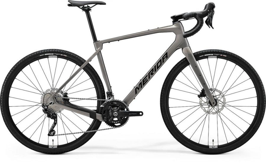 Merida SILEX 4000 Warm Slate Grey (Black) Carbon Gravelbike Größe M, Shimano GRX 2×10-Gang, hydraulische Scheibenbremse