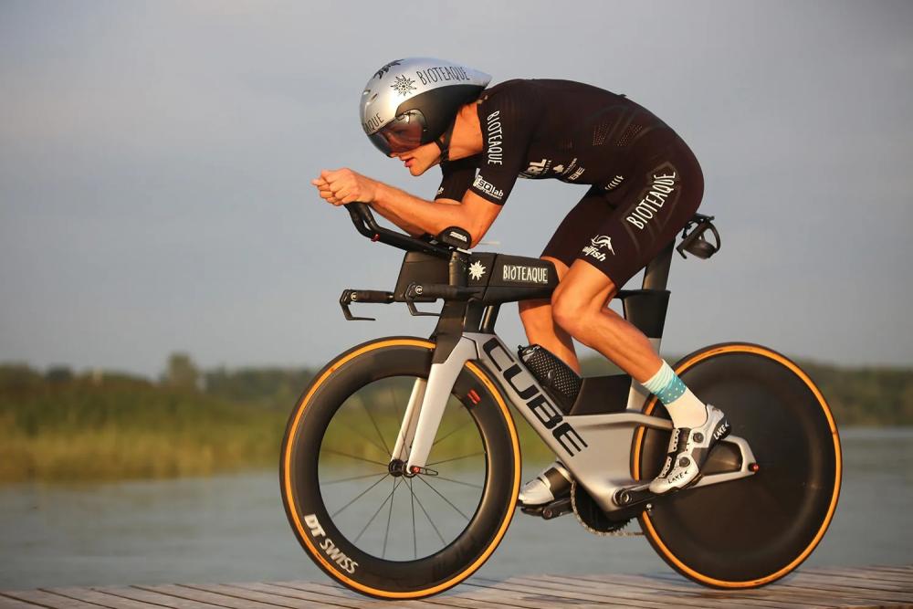 ERGOWAVE SQlab Sattel 613 ERGOWAVE® R ltd. Team Carbon 12cm