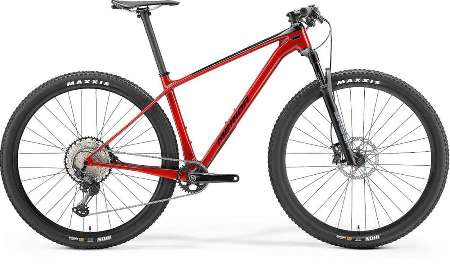 Merida BIG.NINE XT HP3 M (17) Rot/Schwarz - leichtes Carbon-Hardtail für schnelle XC-Runden