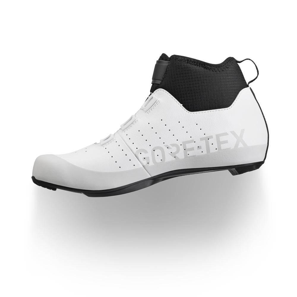 Fizik Tempo Artica GTX Winter-Rennradschuhe, Größe 42, schwarz/weiß, mit GORE-TEX Koala-Membran und Fleece-Futter für wasserdichten, atmungsaktiven Komfort