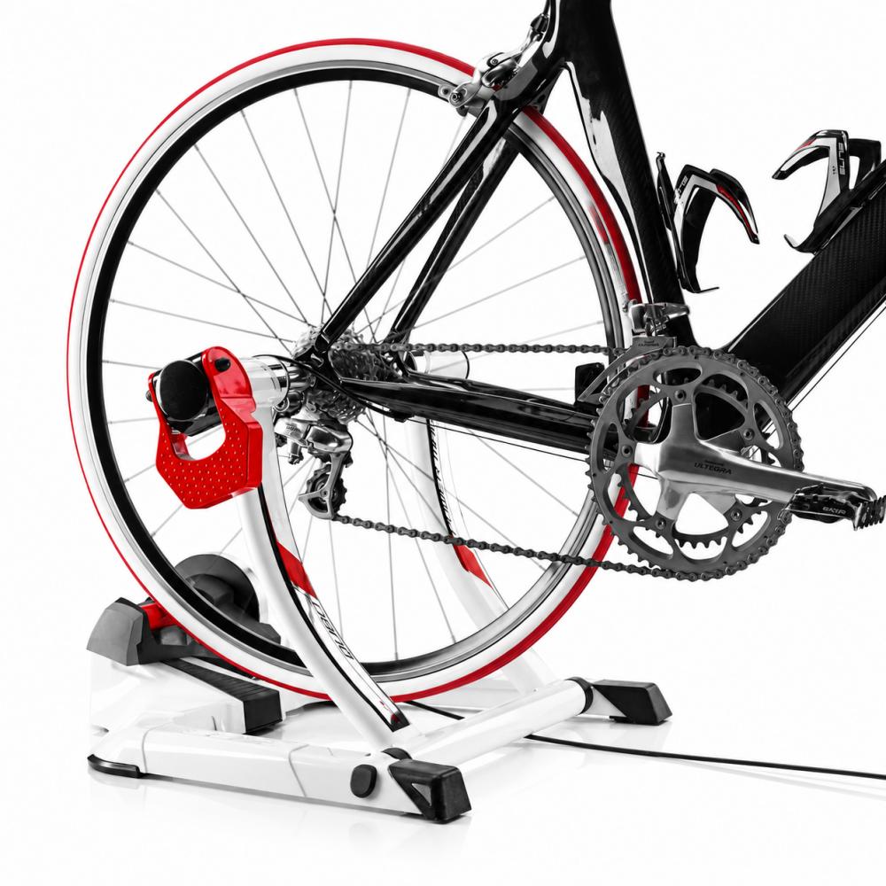 Elite Qubo Power Mag Smart B+ Wheel-on-Hometrainer mit ANT+ und Bluetooth
