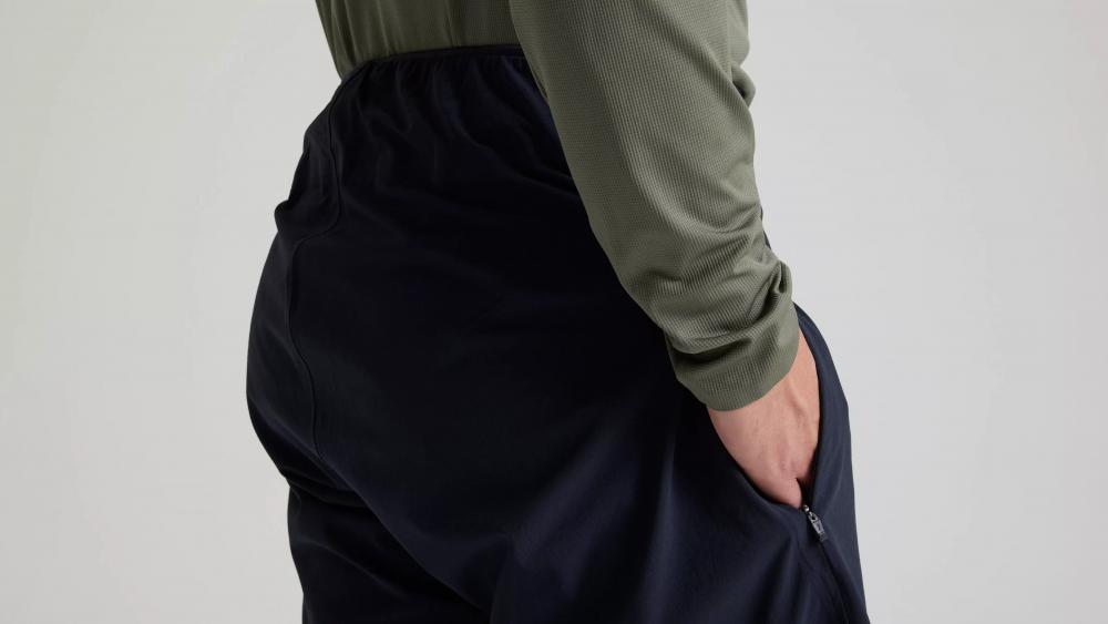 GRAVITY TRAINING RACE SHORT MEN BLK 28 - Herren Mountainbike Hose - Shorts