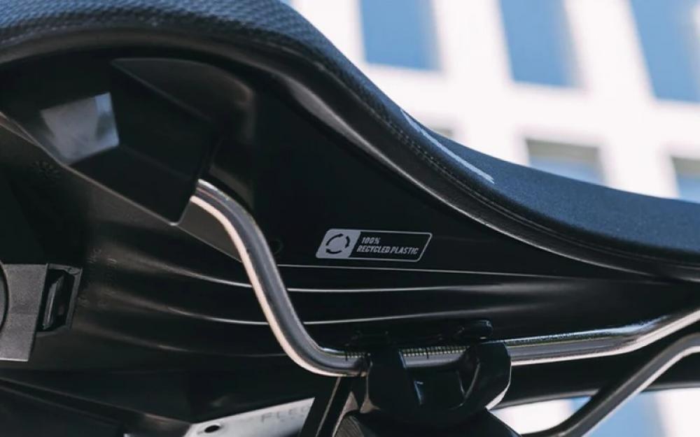 Selle Royal Lookin Evo Fahrradsattel, schwarz, aus 100% recyceltem Kunststoff. Komfortabler Allround-Sattel.