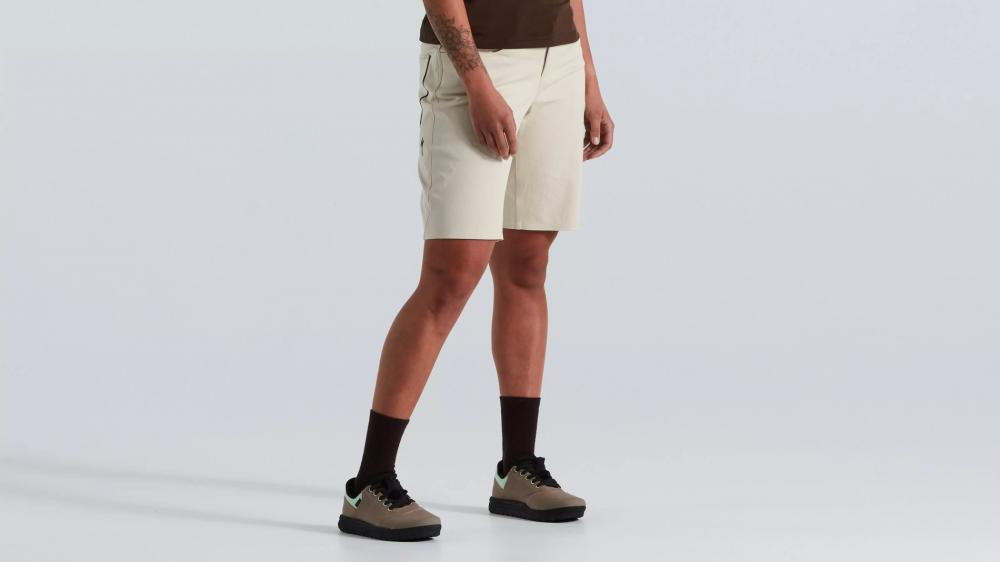 ADV SHORT WMN WHTMTN XL
