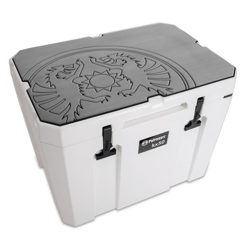 Petromax Haft-Auflage für Kühlbox kx50, grau mit Drachenemblem, selbstklebend, schützt vor Kratzern, UV-Strahlung und Nässe, rutschfest, …