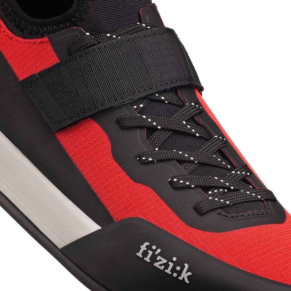 Fizik Gravita Tensor MTB-Schuhe - Größe 44, Red Black, Downhill Enduro, Clipless, Vibram XS Trek Evo, Schnürung und Powerstrap
