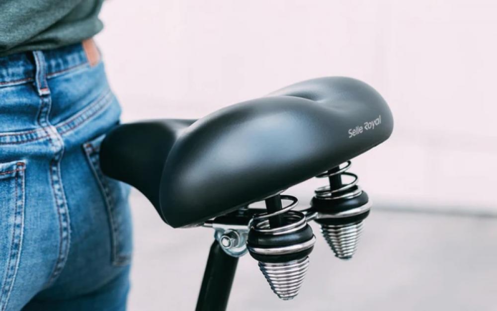 Selle Royal Manhatten Premium Sattel schwarz, Unisex, mit Komfortfedern für entspannte Sitzposition.