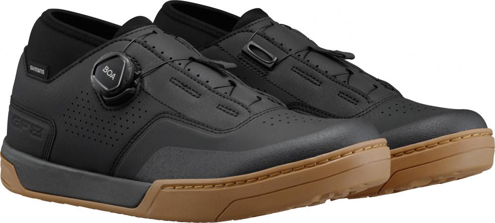 Shimano GF800 MTB Flatpedal Fahrradschuhe in Schwarz-Braun mit BOA-Verschluss für Herren und Damen.