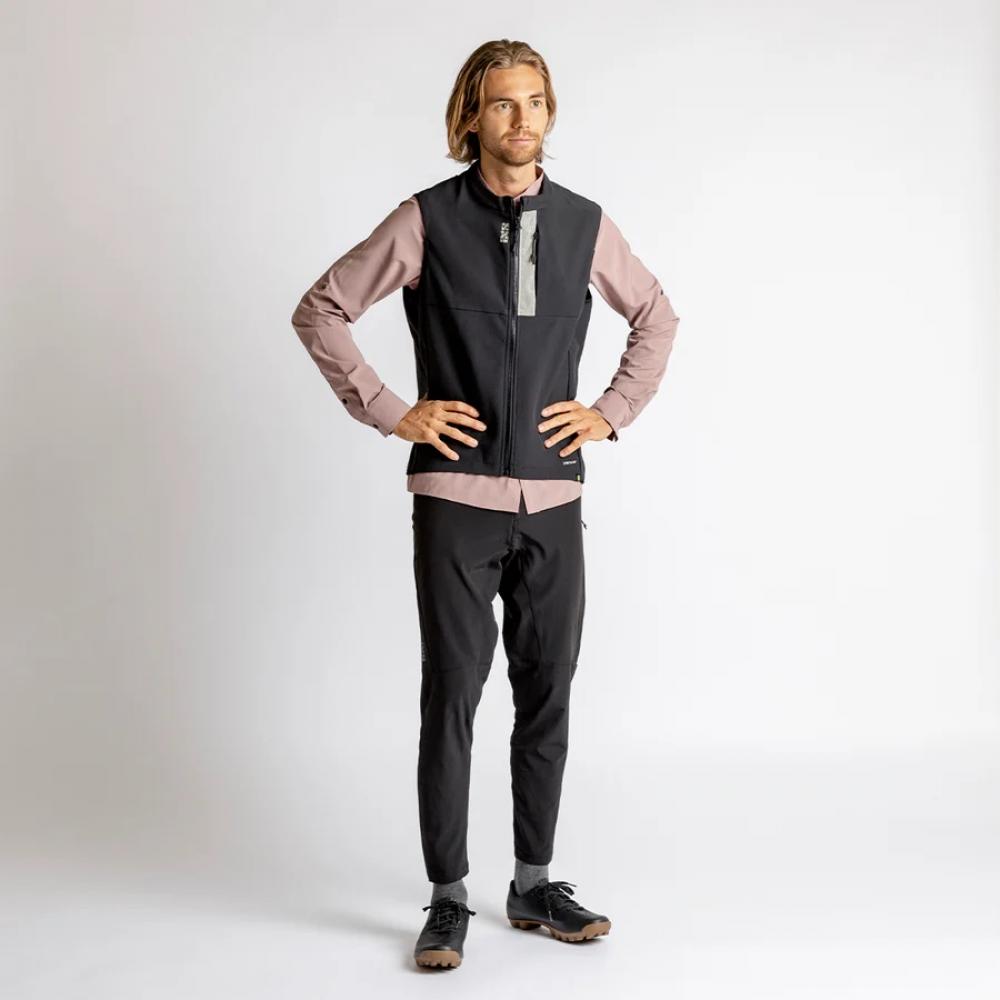 IXS Sports Division iXS Flow Vest S black - leichte winddichte Multisport-Weste