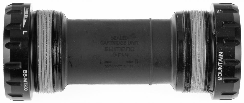 SHIMANO Innenlager MT801 BSA Hollowtech II - Premium MTB Bottom Bracket für maximale Leistung