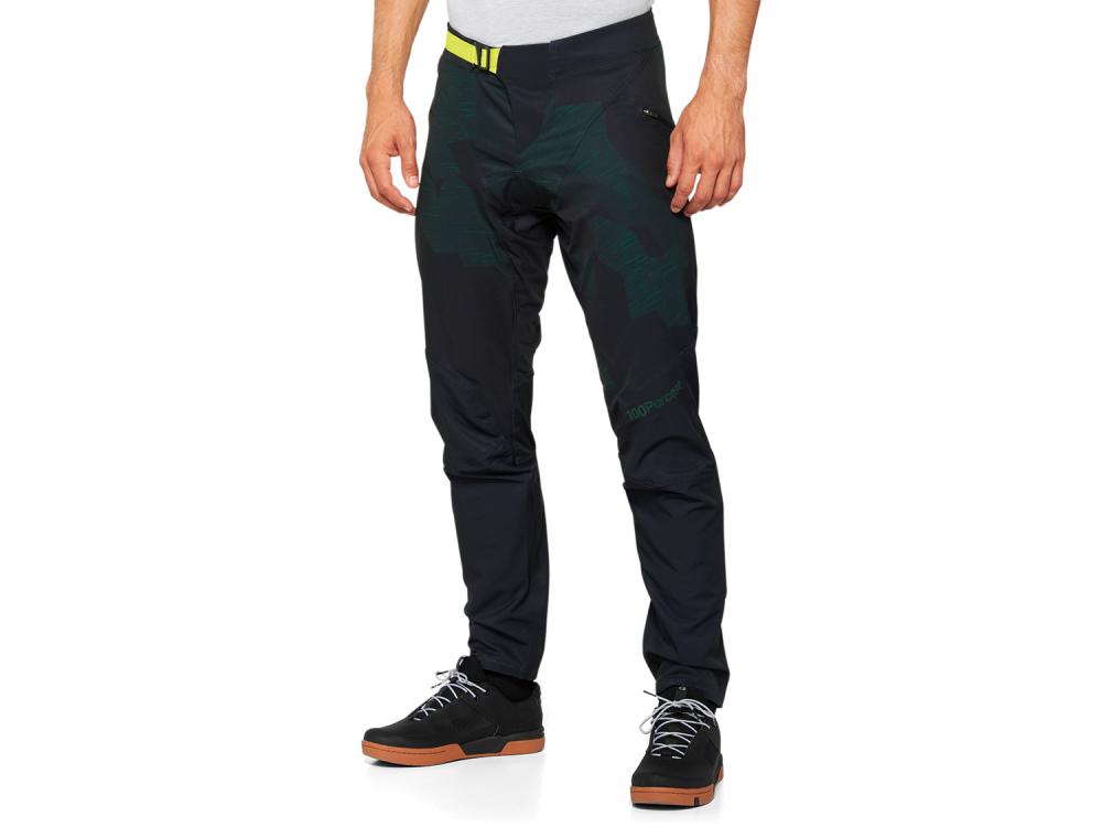 100% Airmatic LE Pant 38" Black Camo. - komfortable MTB-Hose für Trail-Performance