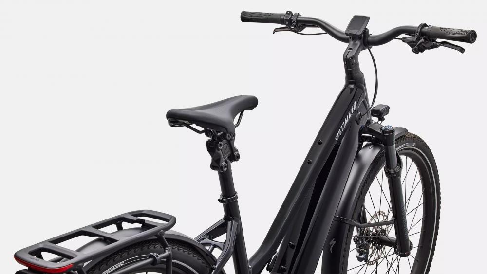 VADO 5.0 ST NB CSTBLK/FLKSIL M - E-Bike Trekking Stadt Pedelec - E-City Bike